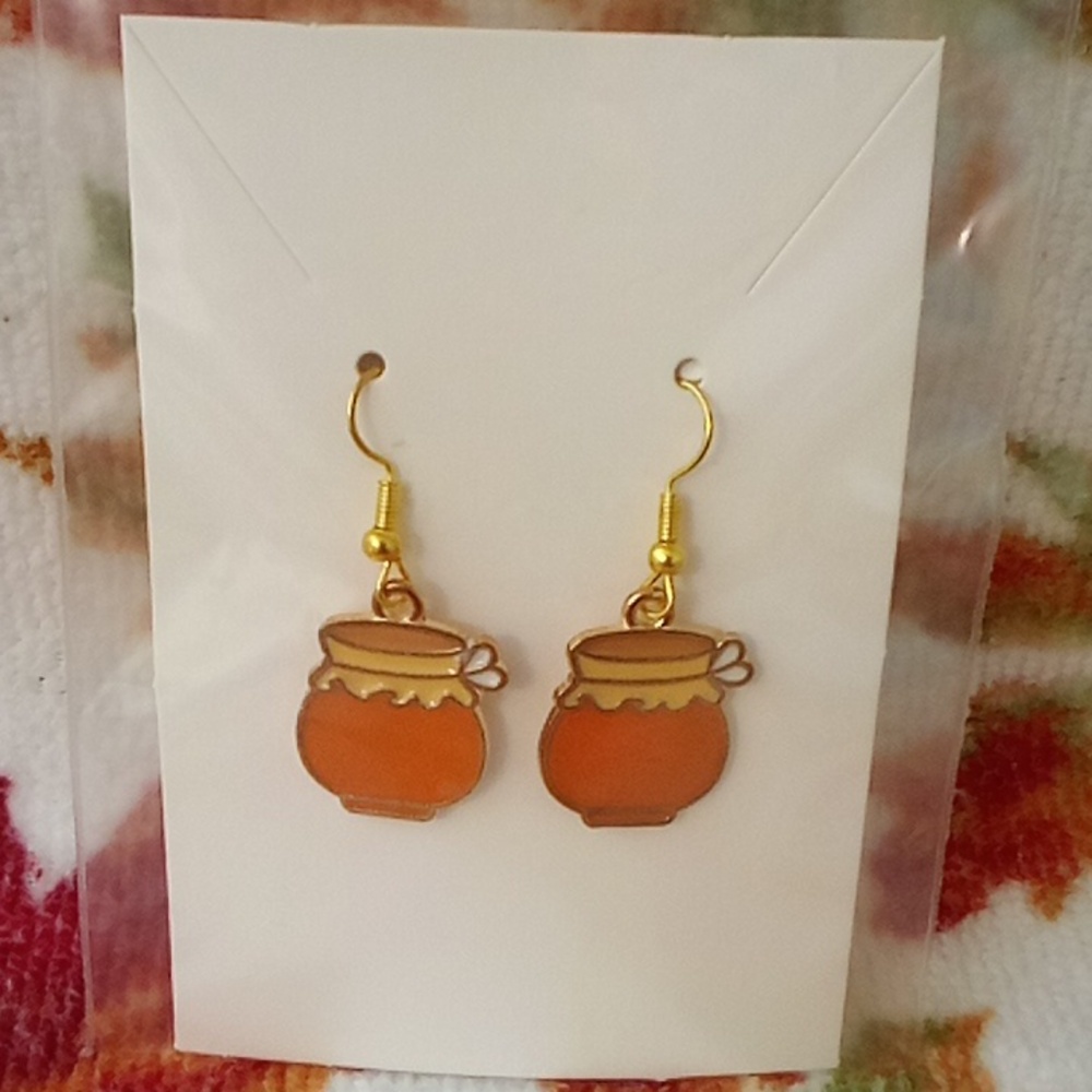 Honey Pot Earrings 🍯